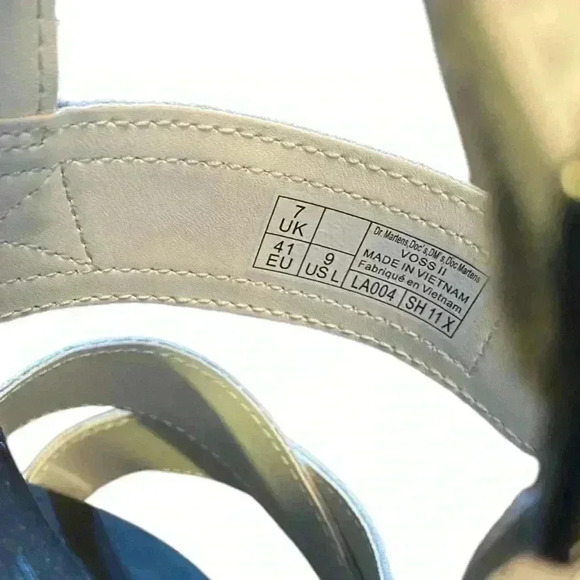 Dr. Martens Voss II White Sandals Size 9 - Picture 11 of 12